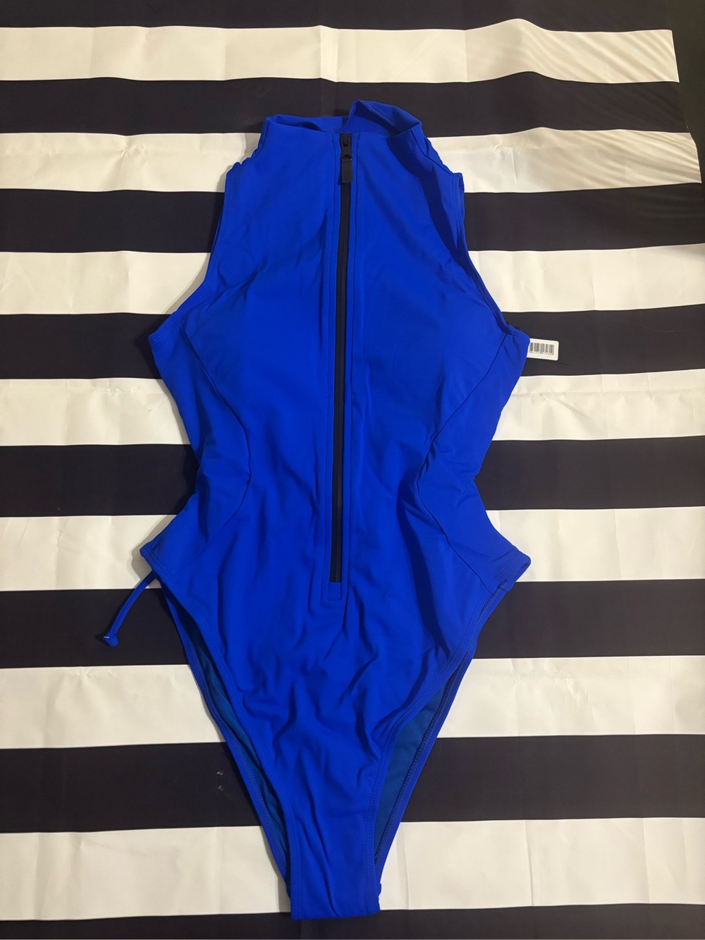 NWT High cut sleeveless surf Blue Women's One-Piece Swimsuit with Front Zip